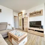 - Haus F, App 0f0606 Lejlighed *