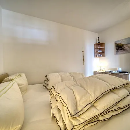 - Haus F, App 0f0606 公寓 *