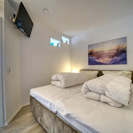 - Haus F, App 0f0606 公寓 海利根港